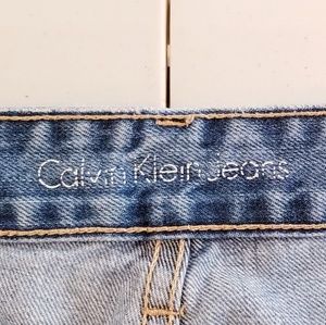 Calvin Klein 36 x 32 Slim Straight Men's Jeans.